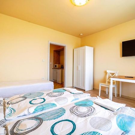 Apartmany Karmon Park Veľký Meder Extérieur photo